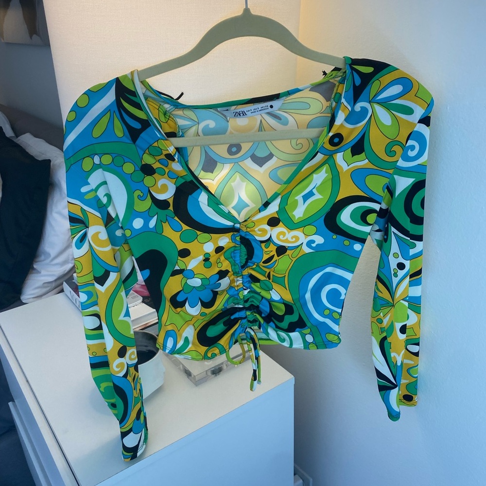 Zara printer crop top